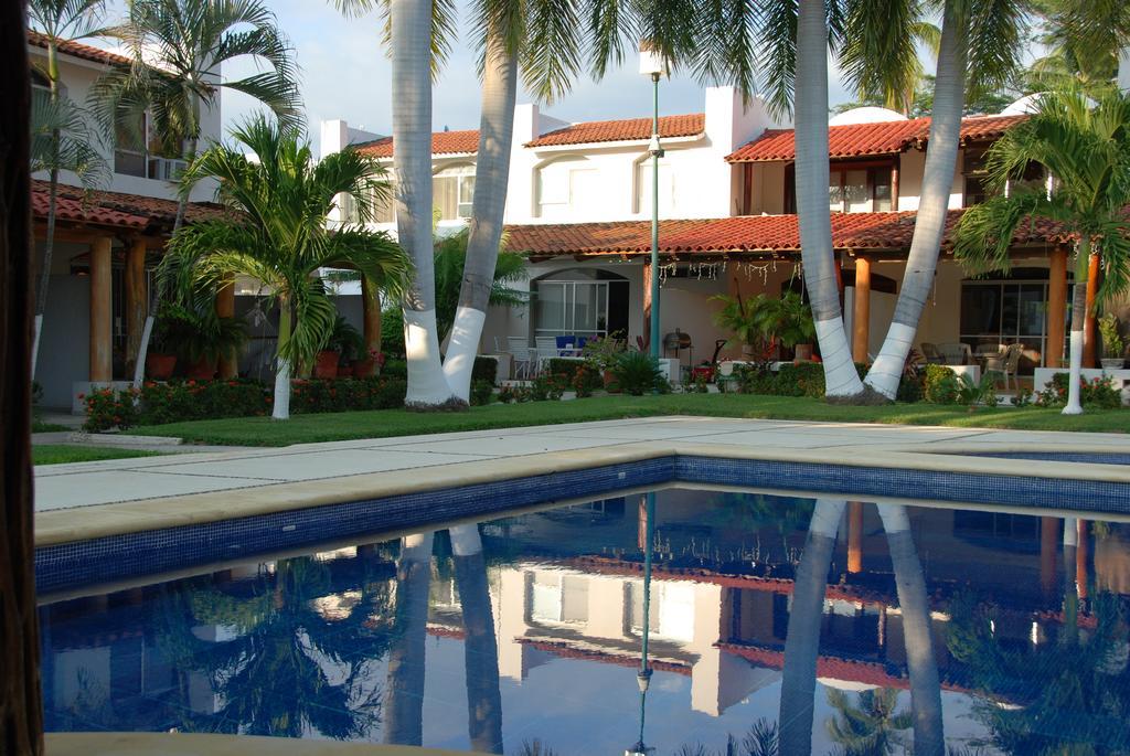 Casa Romantica De Playa Ixtapa  Exterior photo