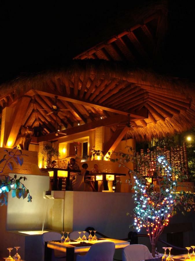 Casa Romantica De Playa Ixtapa  Exterior photo
